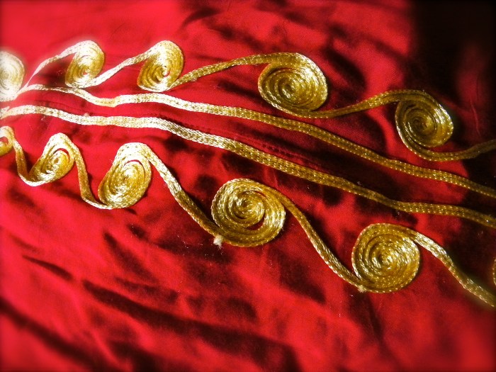 djellaba traditional dress red gold