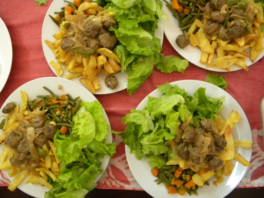 office lunch Mali Bamako plate table