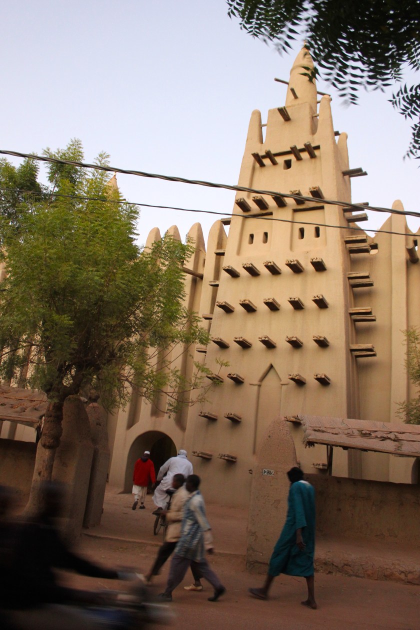 Mopti Mali Sahel Sudo architecture traditional mud mosque