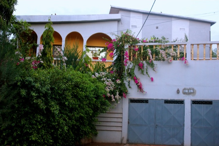 Bamako Mali street home house neighborhood architecture