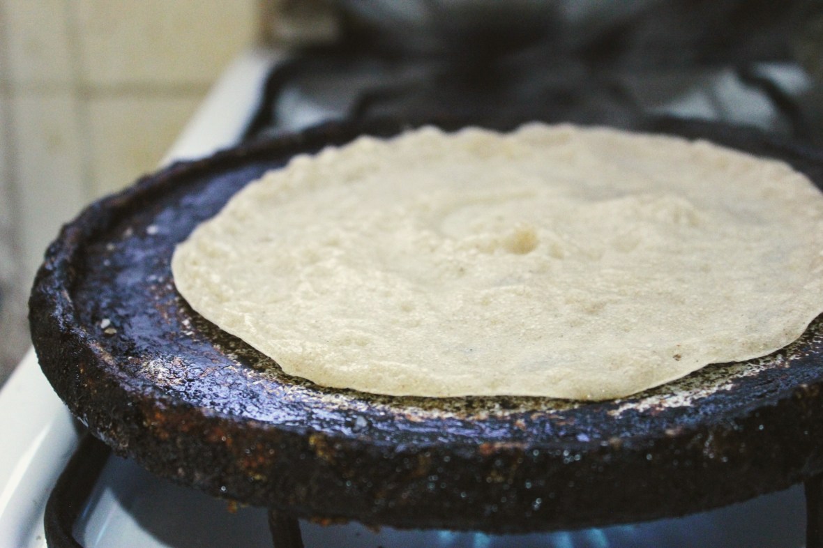 Somali laxoox lahoh loxoox batter dough pan cook breakfast